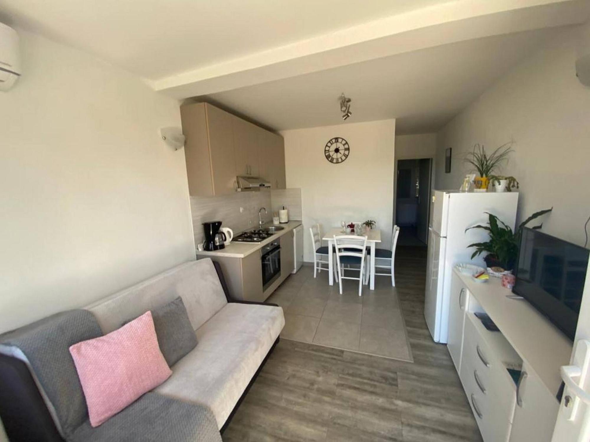 Rural Apartment Ante Drniš 외부 사진